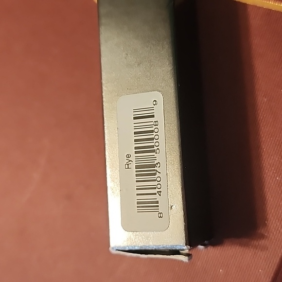 Haus Laboratories: Rye - Picture 5 of 5